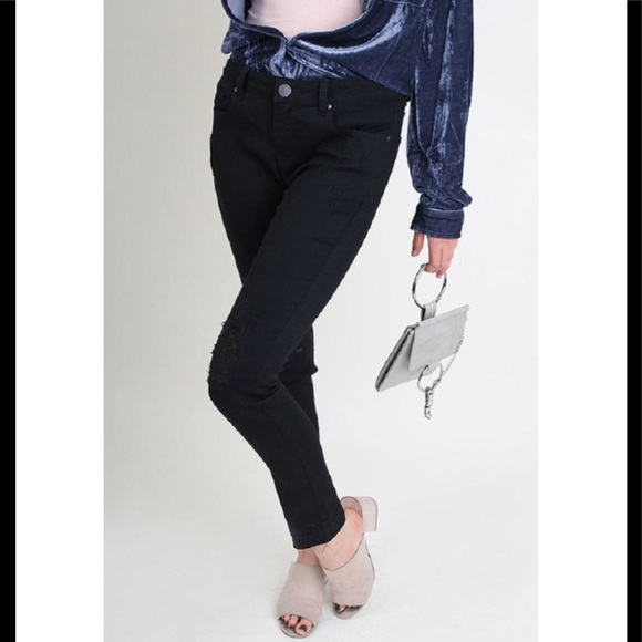 Umgee black raw hem skinny jeans - Picture 3 of 8